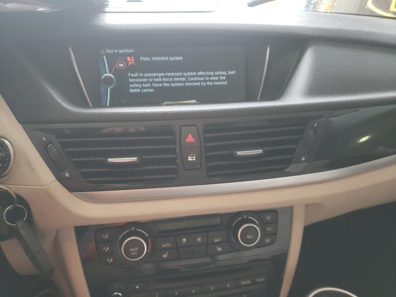 2015 BMW X1 SDRIVE2 WBAVM1C58FVW58228