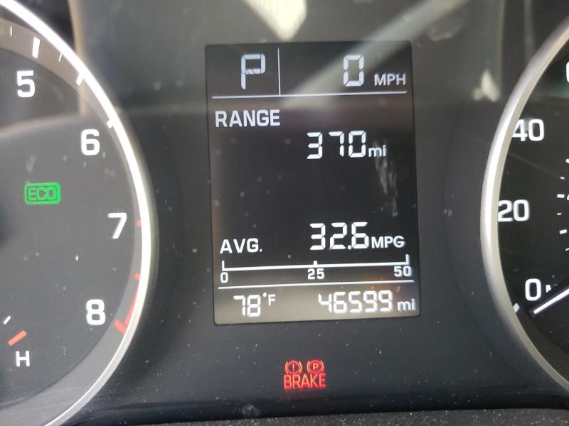 2018 HYUNDAI ELANTRA SE KMHD74LF0JU450676
