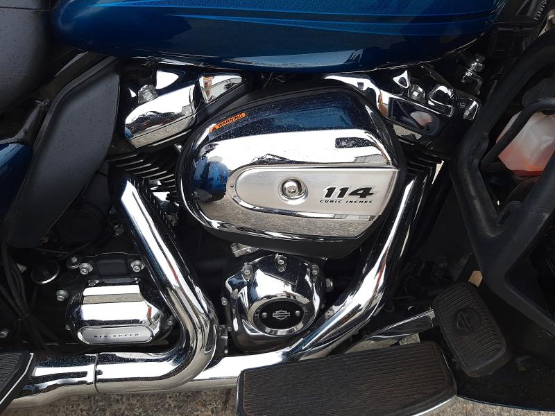 2020 HARLEY-DAVIDSON FLHTCUTG 1HD1MAF18LB856636