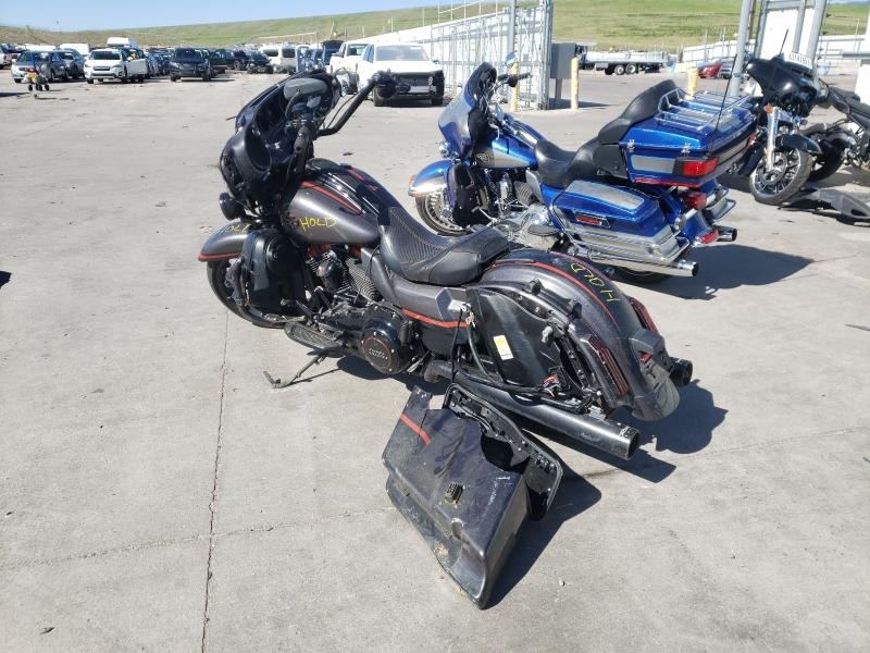 2018 HARLEY-DAVIDSON FLHXSE CVO 1HD1PXL13JB952203