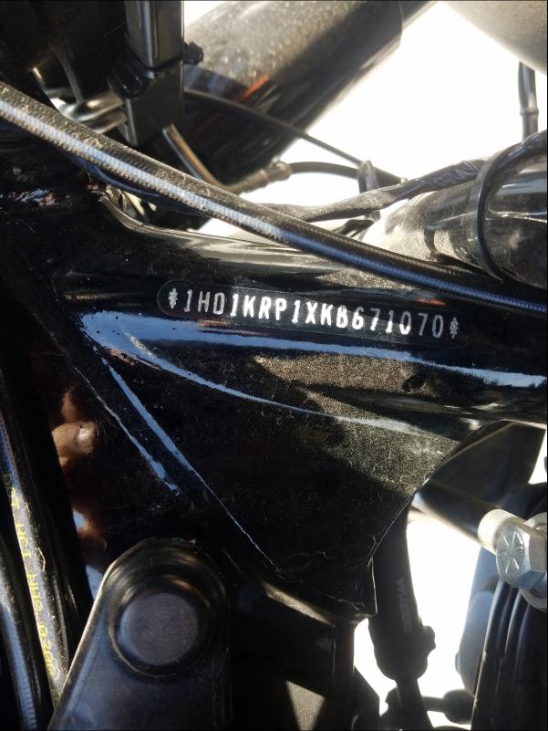 2019 HARLEY-DAVIDSON FLHXS 1HD1KRP1XKB671070