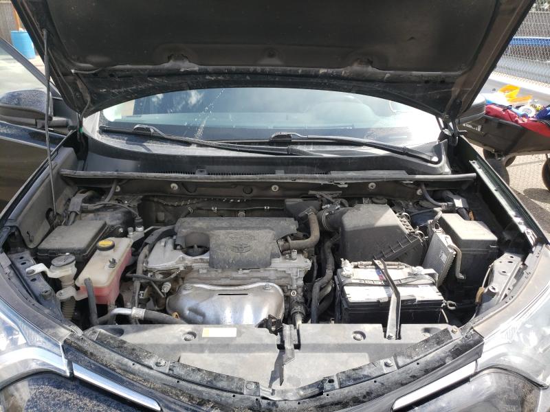 2017 TOYOTA RAV4 LE 2T3BFREV0HW695328