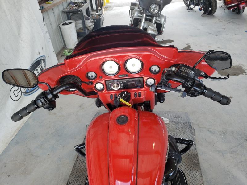 2010 HARLEY-DAVIDSON FLHX 1HD1KB41XAB626513