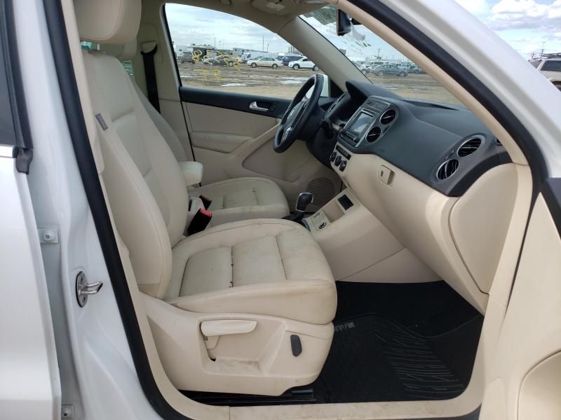 2017 VOLKSWAGEN TIGUAN WOL WVGSV7AX6HK005519