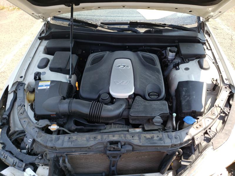 2011 HYUNDAI GENESIS 4. KMHGC4DF3BU117087