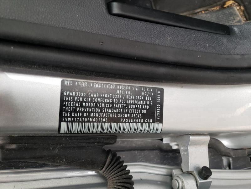 2015 VOLKSWAGEN BEETLE 1.8 3VWF17AT0FM601808