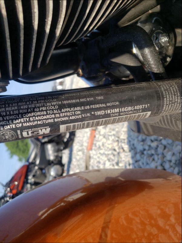 2016 HARLEY-DAVIDSON FLTRX ROAD 1HD1KHM16GB640971