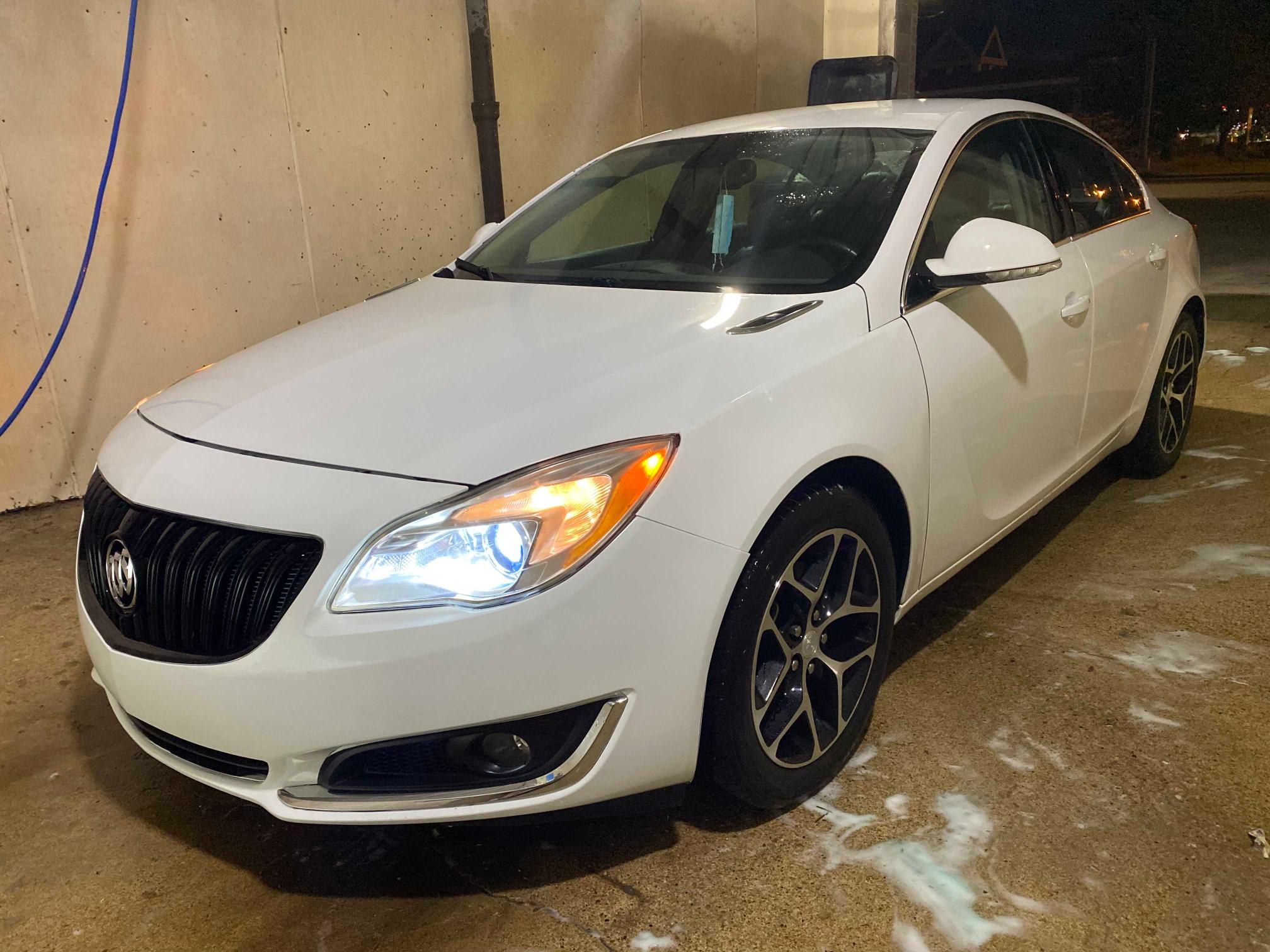 2017 BUICK REGAL SPOR 2G4GL5EX4H9102651