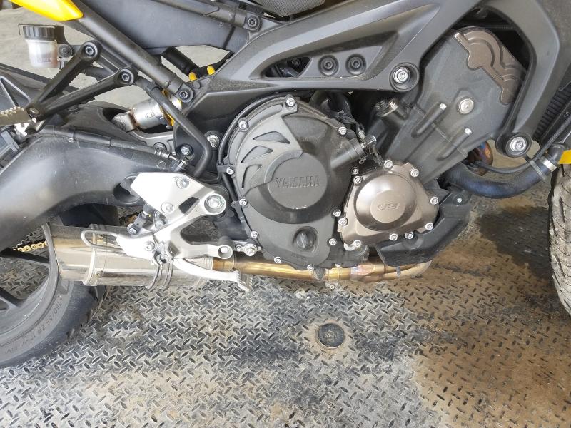 2015 YAMAHA FZ09 JYARN33E0FA007644