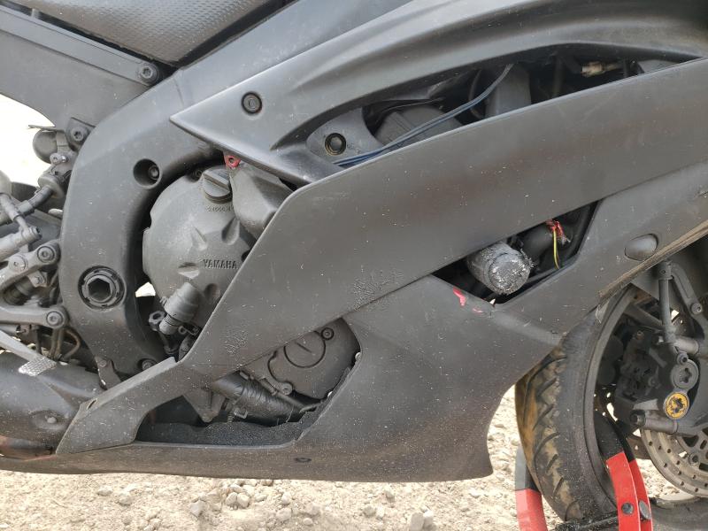 2011 YAMAHA YZFR6 JYARJ16EXBA021203