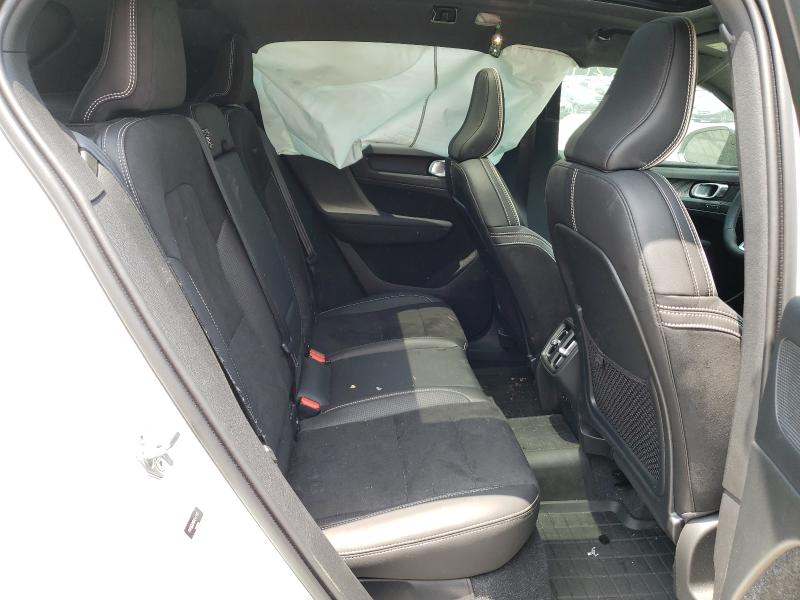 2021 VOLVO XC40 T5 R- YV4162UM5M2461861