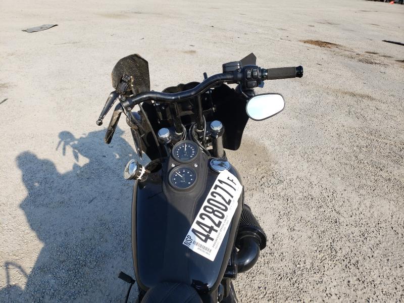 2016 HARLEY-DAVIDSON FXDLS 1HD1GS820GC318421