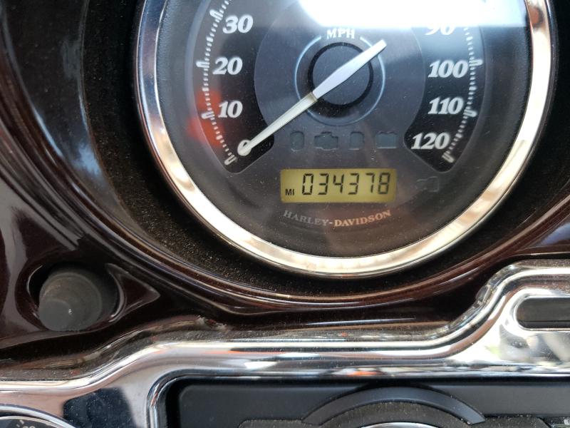 2011 HARLEY-DAVIDSON FLHTK 1HD1KEM18BB662221