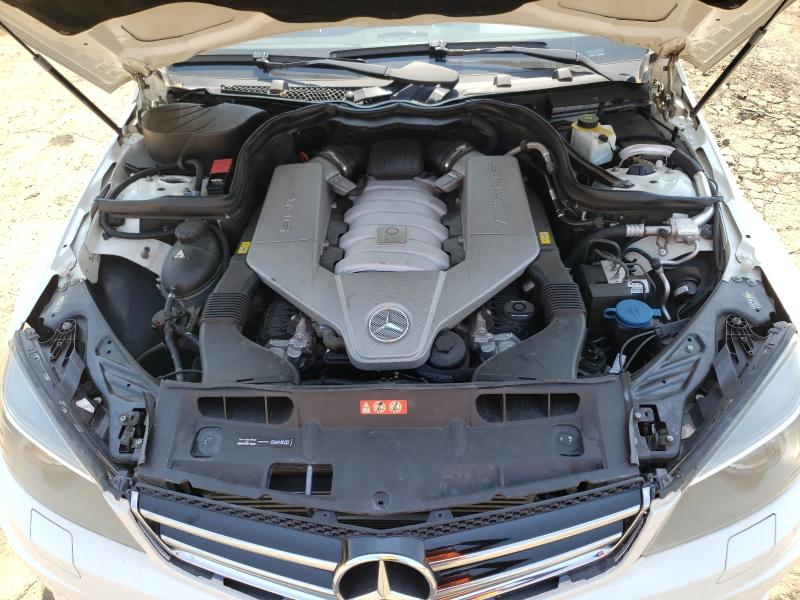 2011 MERCEDES-BENZ C 63 AMG WDDGF7HB9BF639267