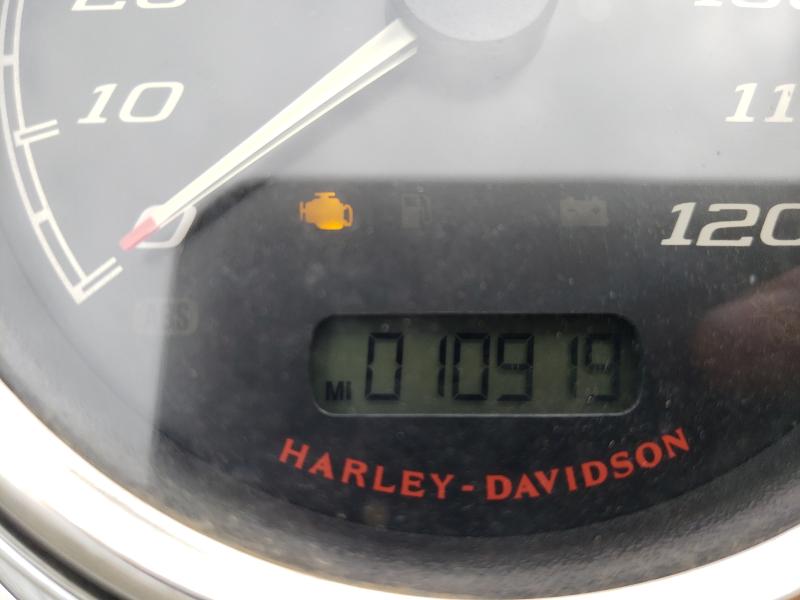 2018 HARLEY-DAVIDSON FLHR ROAD 1HD1FBC15JB651499