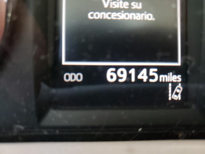 2018 TOYOTA RAV4 HV LE JTMRJREV1JD178216
