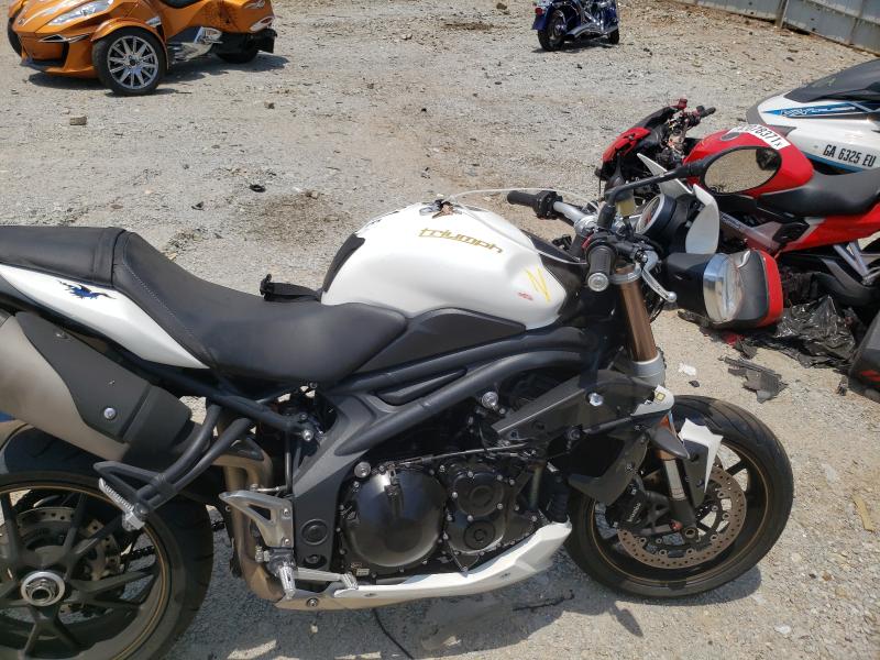 2014 TRIUMPH MOTORCYCLE SPEED TRIP SMTN01PK1ET607681