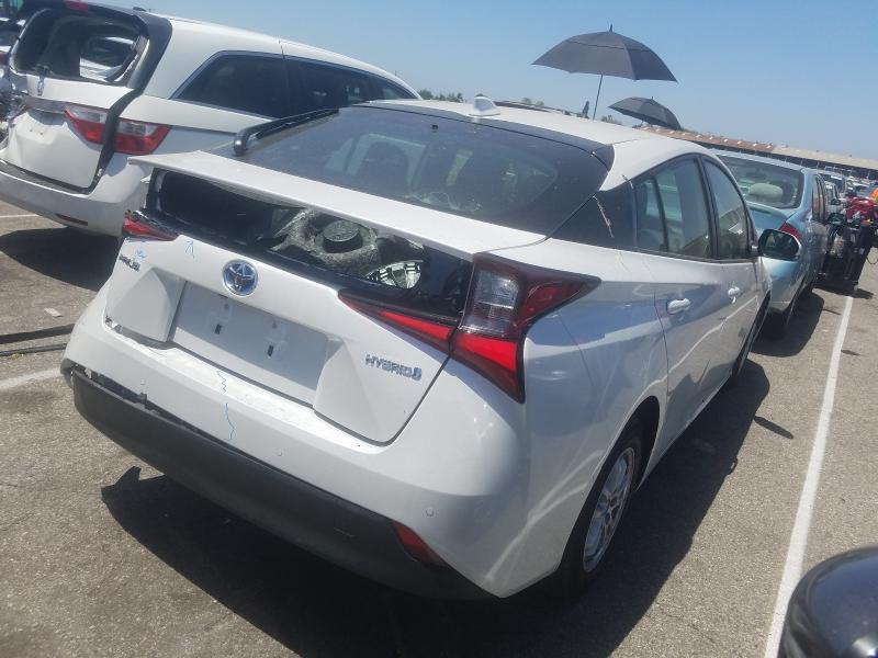 2021 TOYOTA PRIUS SPEC JTDKAMFU5M3131677