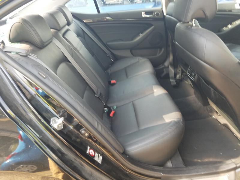 2016 KIA CADENZA LU KNALN4D72G5215452