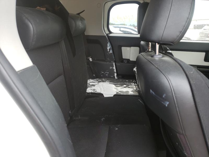 2010 TOYOTA FJ CRUISER JTEZU4BF1AK009473