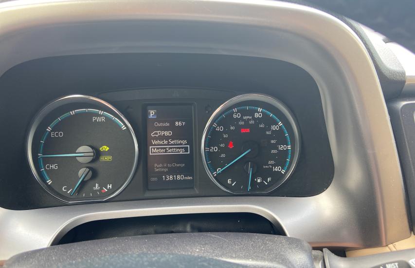 2016 TOYOTA RAV4 HV XL JTMRJREV6GD022973