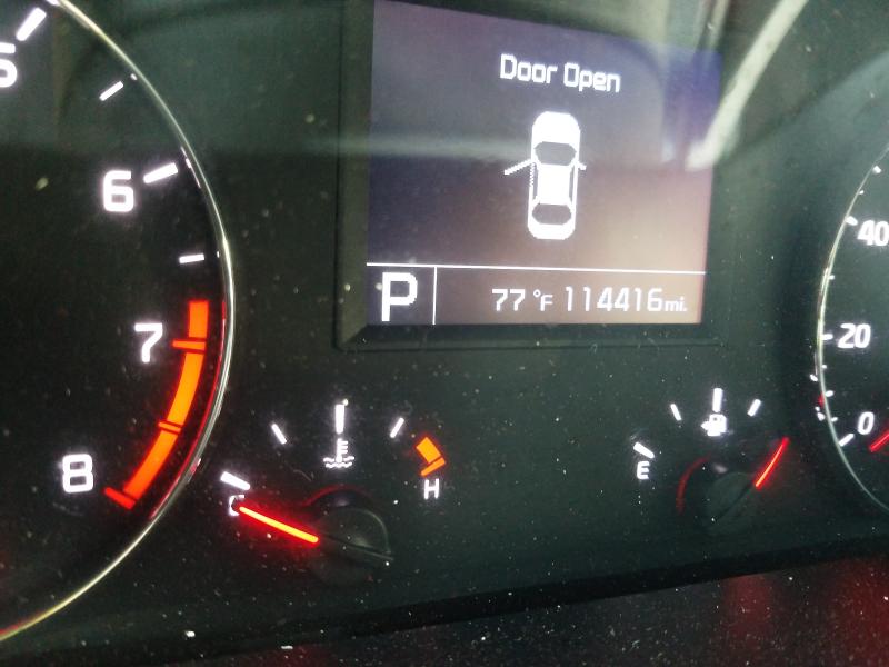 2016 KIA CADENZA LU KNALN4D72G5215452