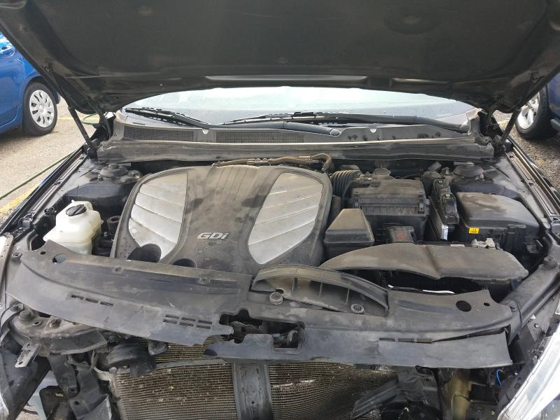 2016 KIA CADENZA LU KNALN4D72G5215452