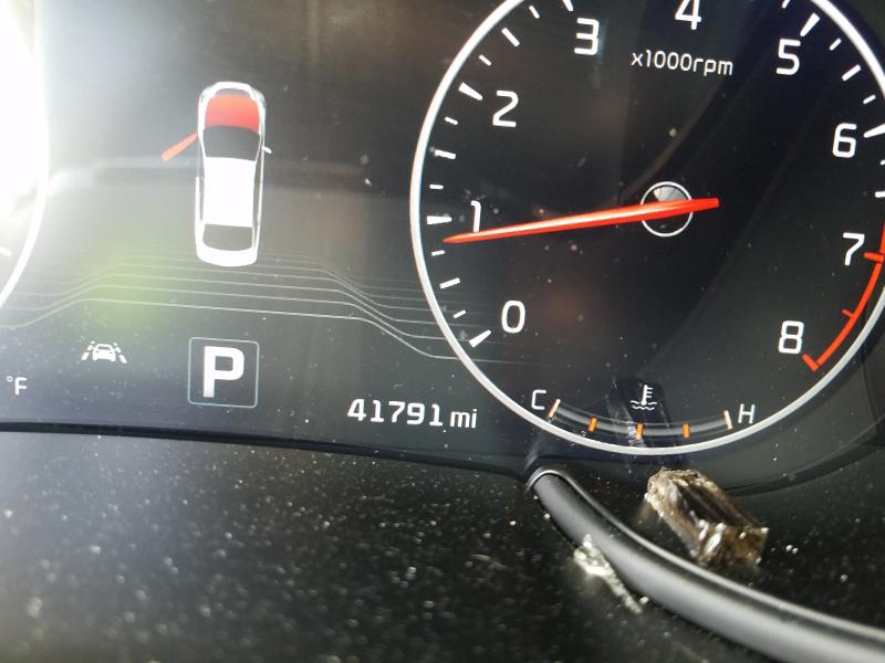 2017 KIA K900 KNALW4D44H6034948