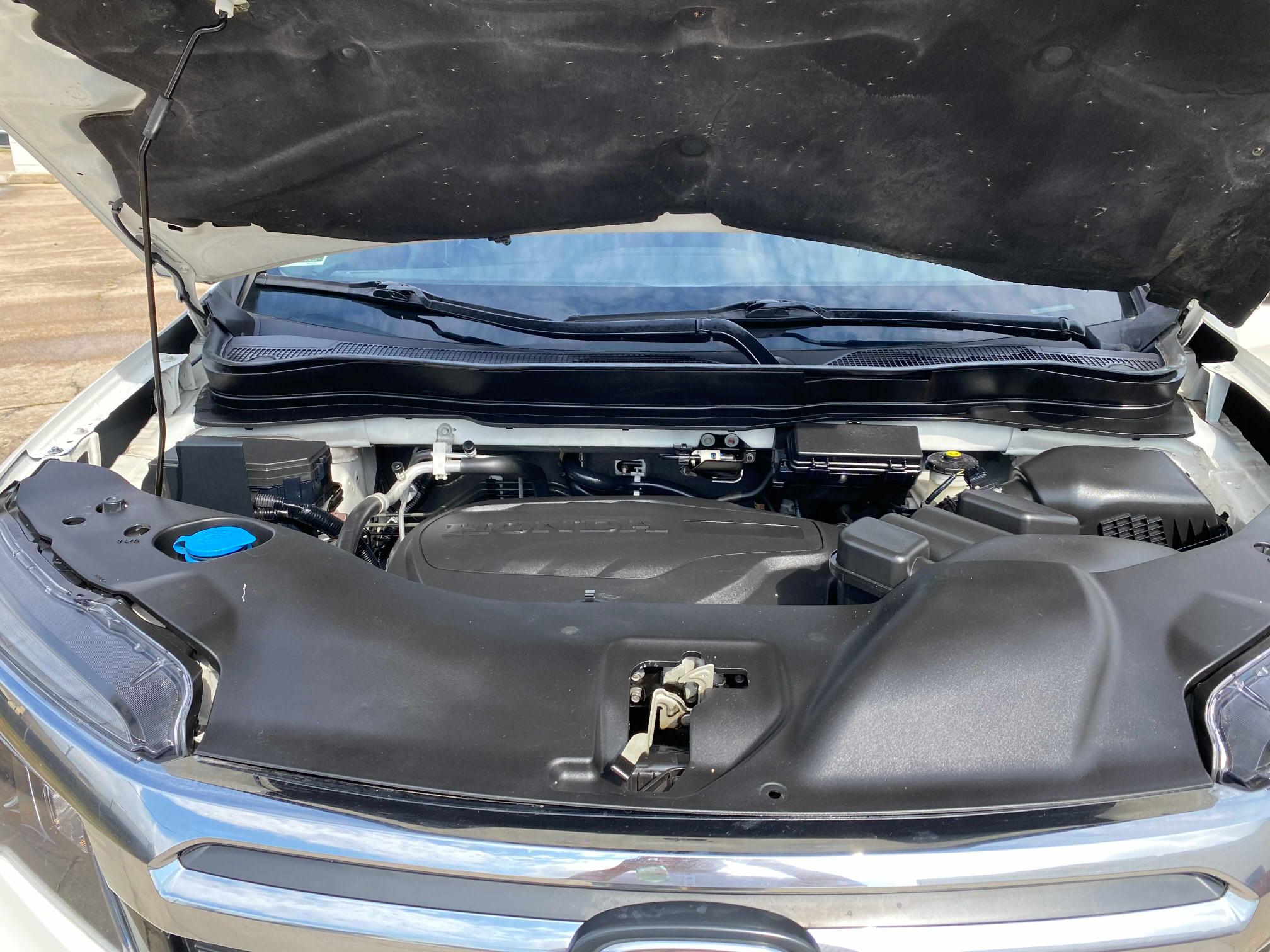 2017 HONDA RIDGELINE 5FPYK3F58HB010829