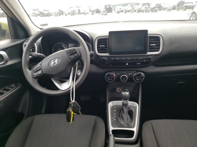 2021 HYUNDAI VENUE SE KMHRB8A39MU066338