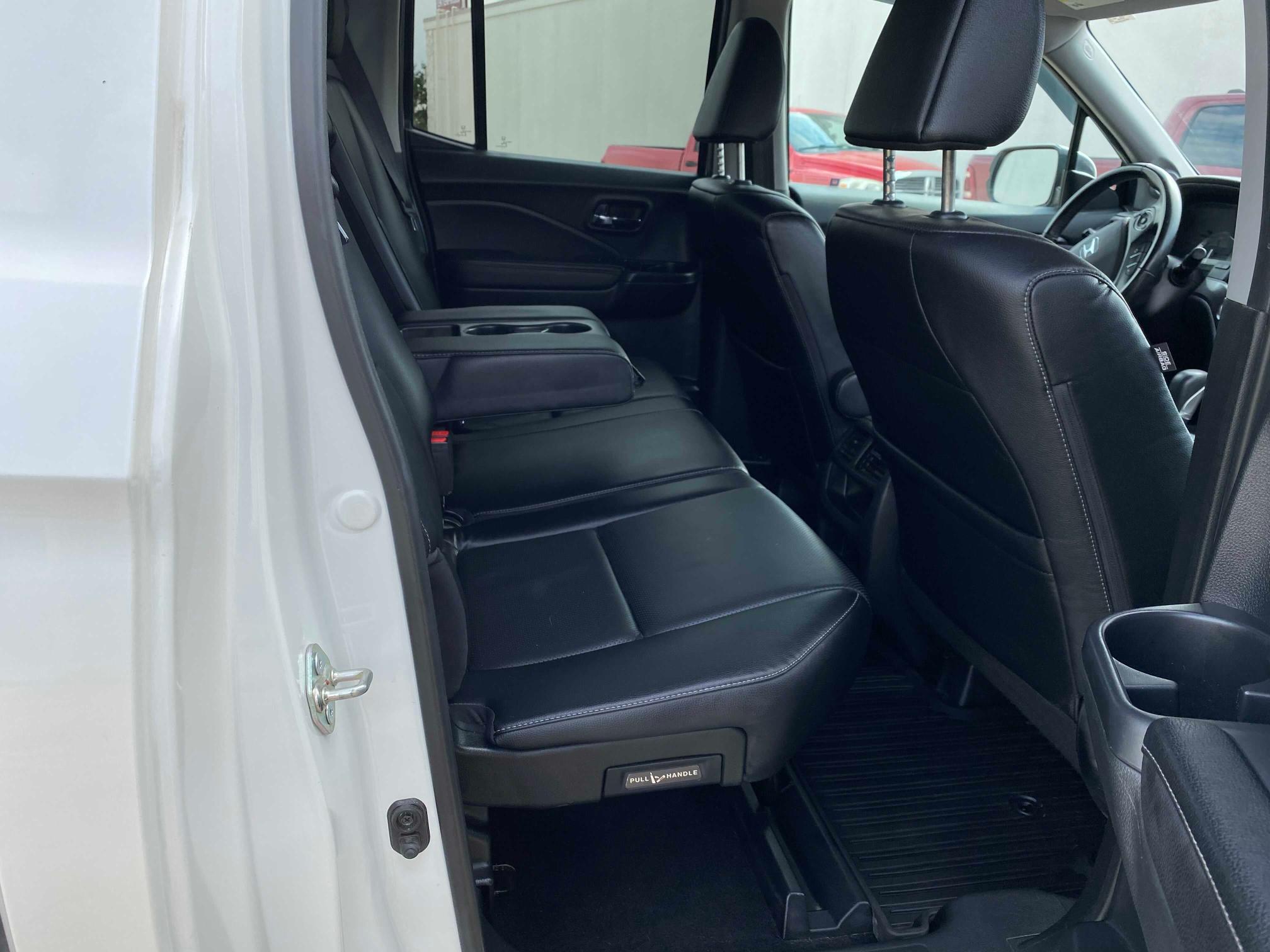 2017 HONDA RIDGELINE 5FPYK3F58HB010829