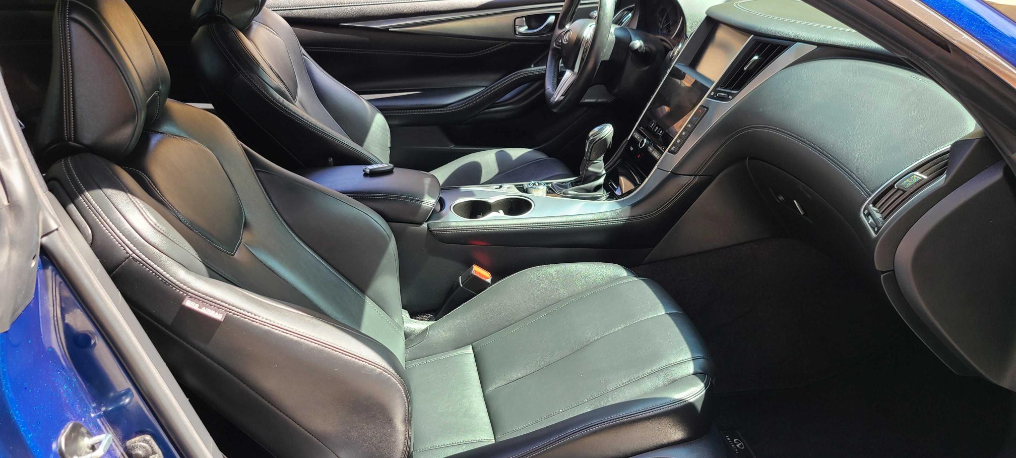 2018 INFINITI Q60 LUXE 3 JN1EV7EK3JM341979
