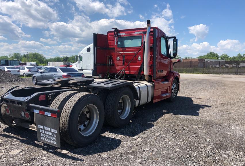 2015 VOLVO VN VNL 4V4NC9EH3FN921211