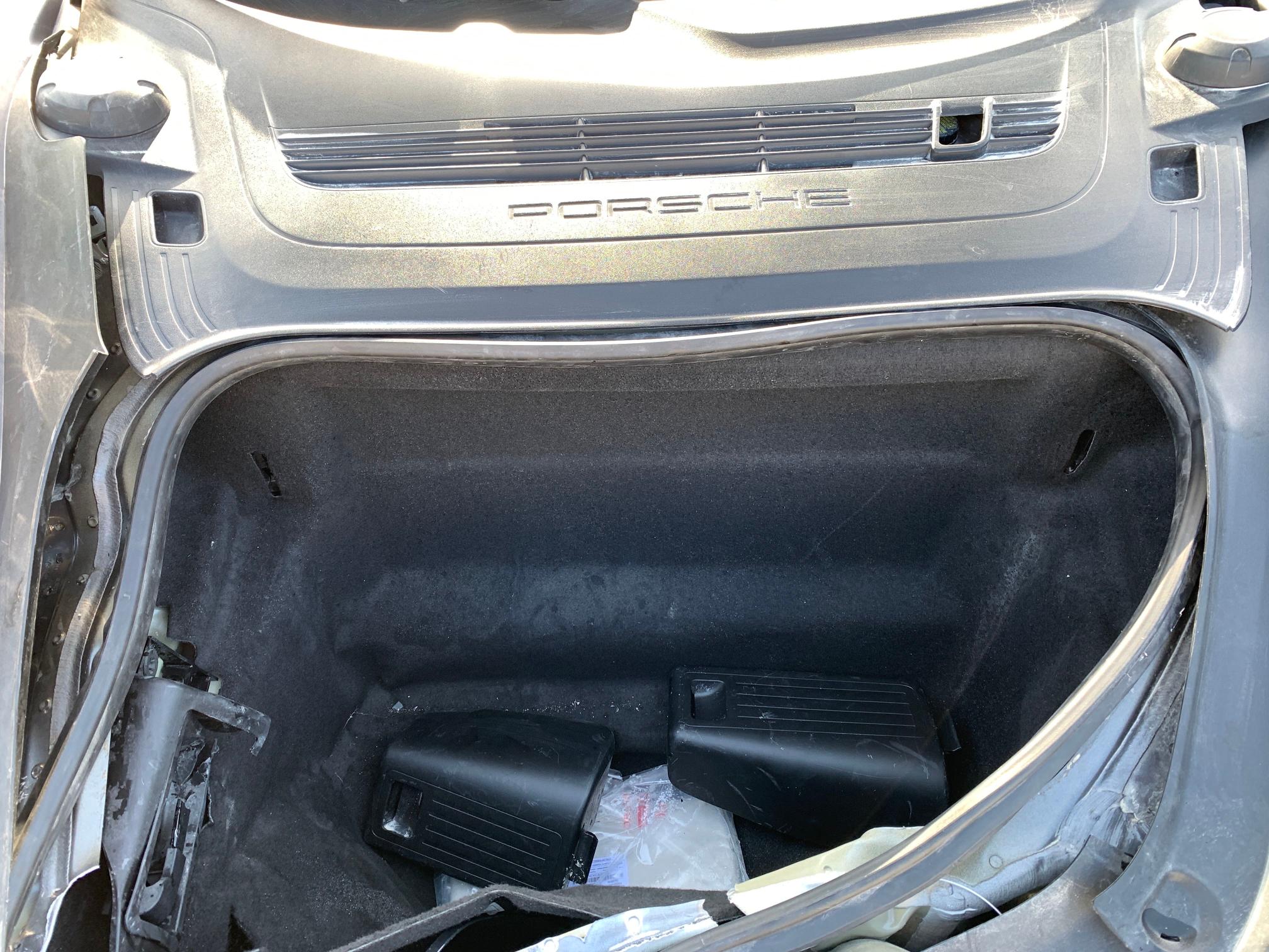 2019 PORSCHE CAYMAN BAS WP0AA2A80KS261458