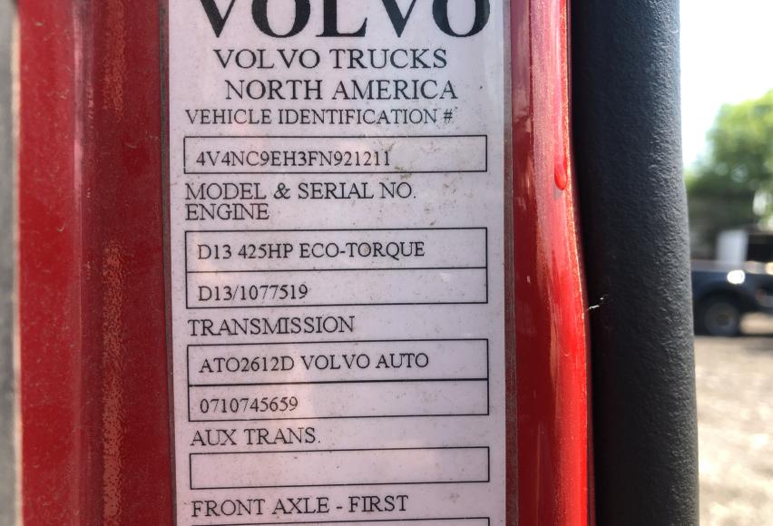 2015 VOLVO VN VNL 4V4NC9EH3FN921211