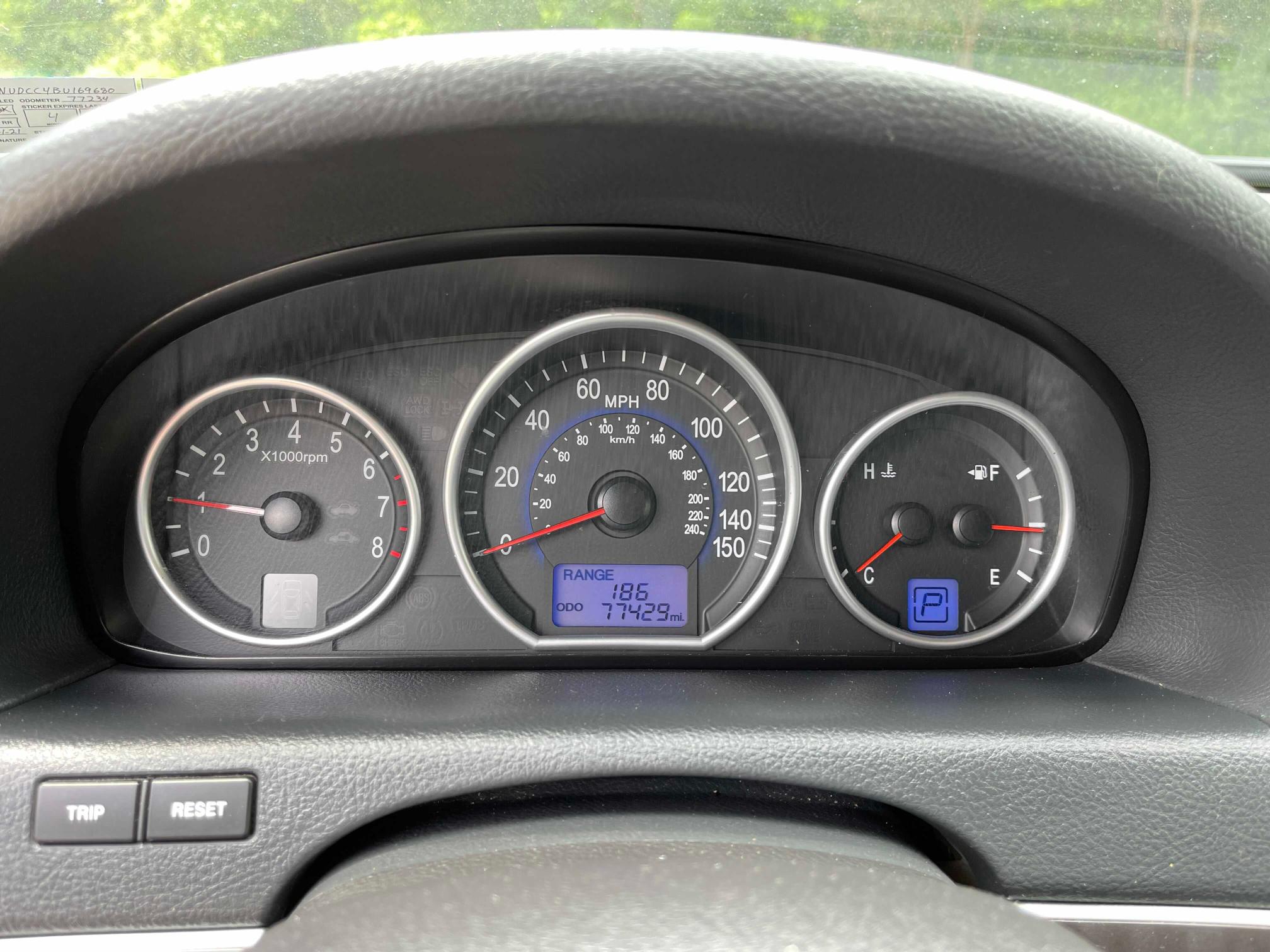 2011 HYUNDAI VERACRUZ G KM8NUDCC4BU169680