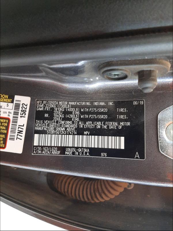 2019 TOYOTA SEQUOIA SR 5TDBY5G12KS174214