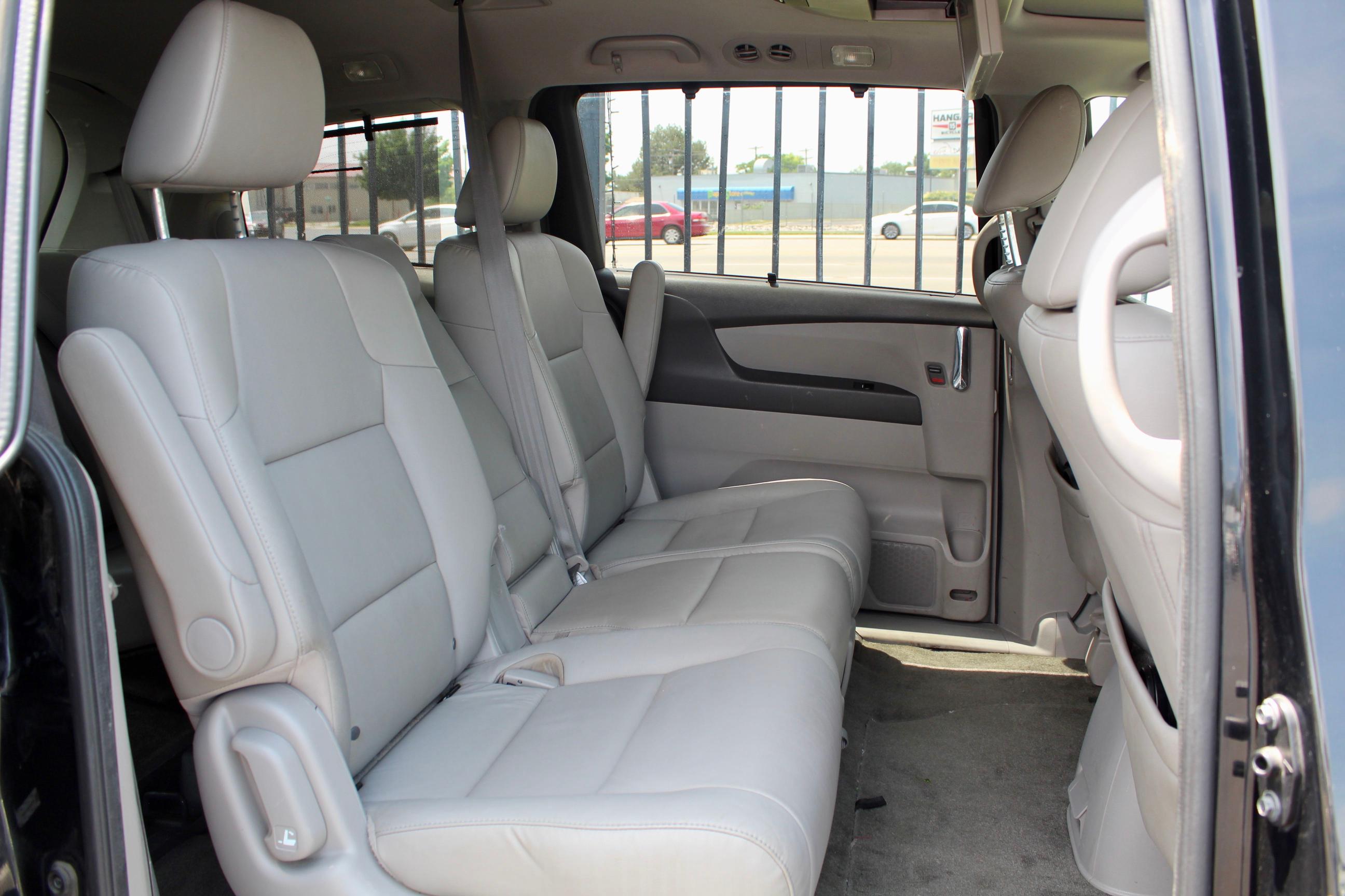 2015 HONDA ODYSSEY TO 5FNRL5H96FB105862