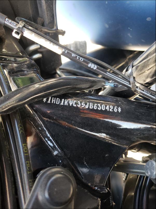 2018 HARLEY-DAVIDSON FLHXS 115T 1HD1KYC35JB630426
