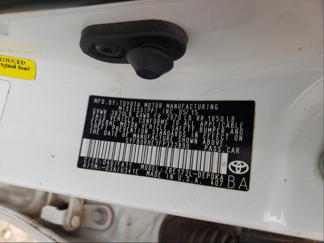 2015 TOYOTA 240SX SE 5YFBURHE1FP322890