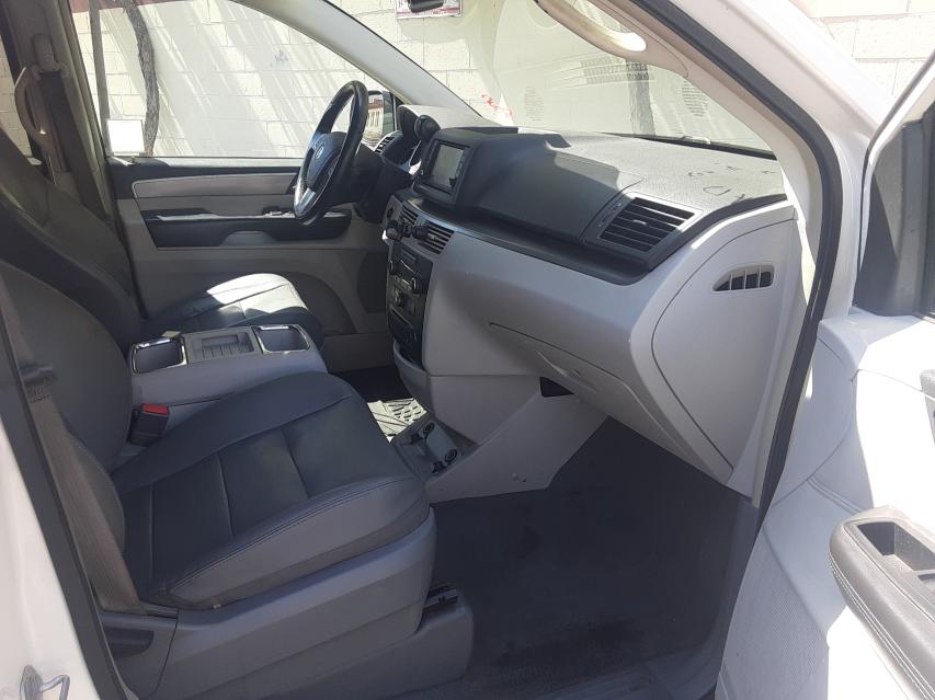 2012 VOLKSWAGEN ROUTAN SEL 2C4RVACG0CR294145