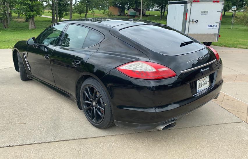 2013 PORSCHE PANAMERA 2 WP0AA2A72DL015886