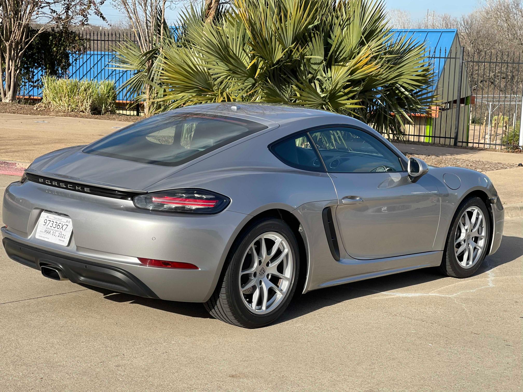 2018 PORSCHE CAYMAN WP0AA2A82JK260276