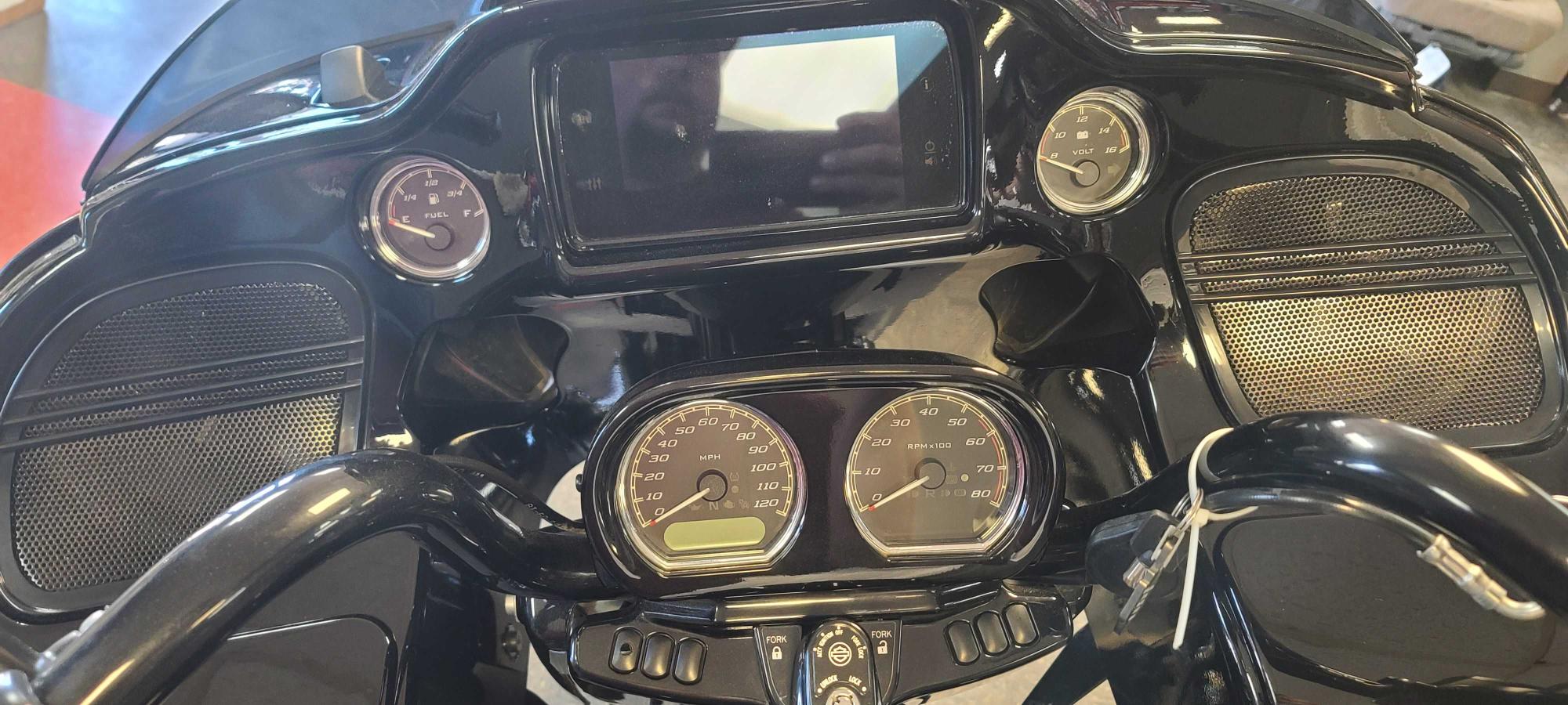 2019 HARLEY-DAVIDSON FLTRXS 1HD1KTP1XKB677934