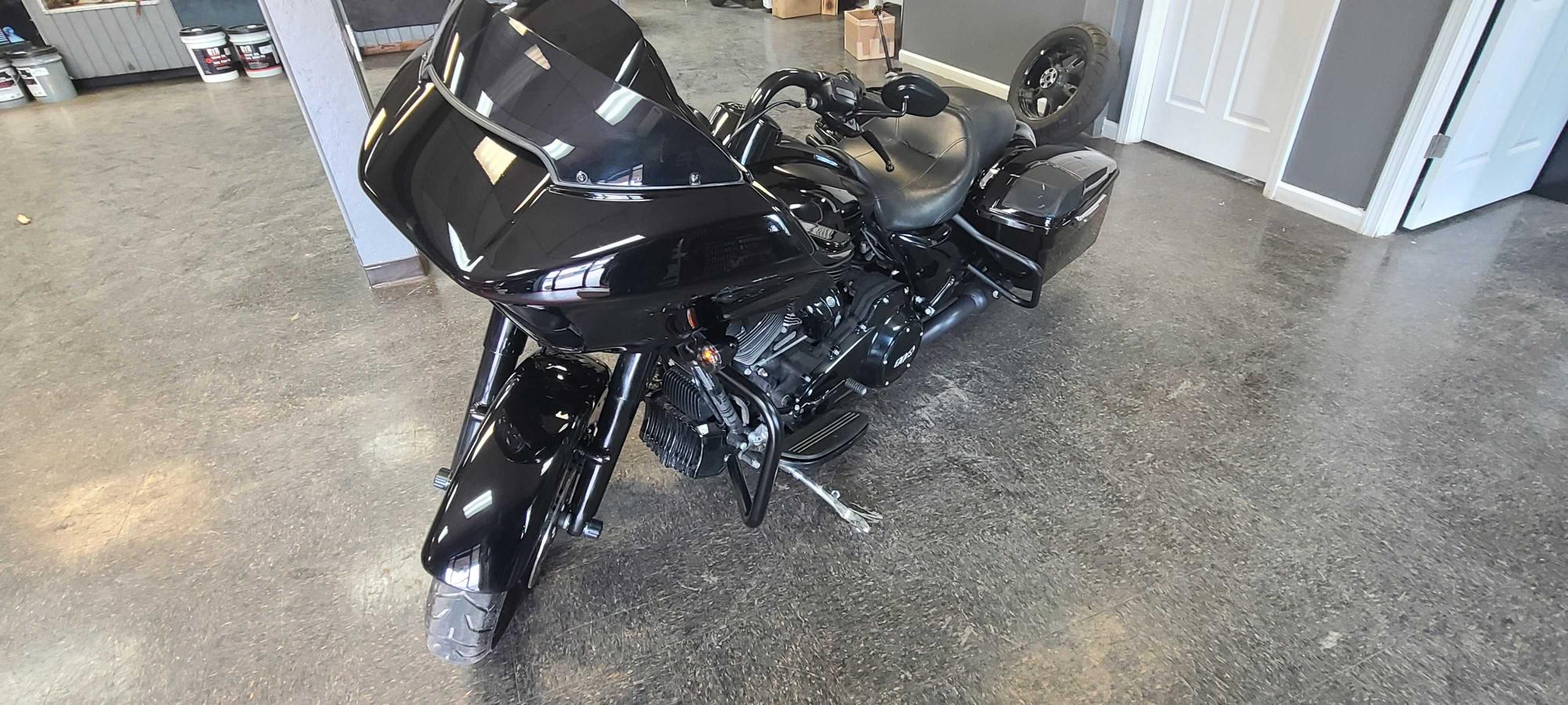 2019 HARLEY-DAVIDSON FLTRXS 1HD1KTP1XKB677934