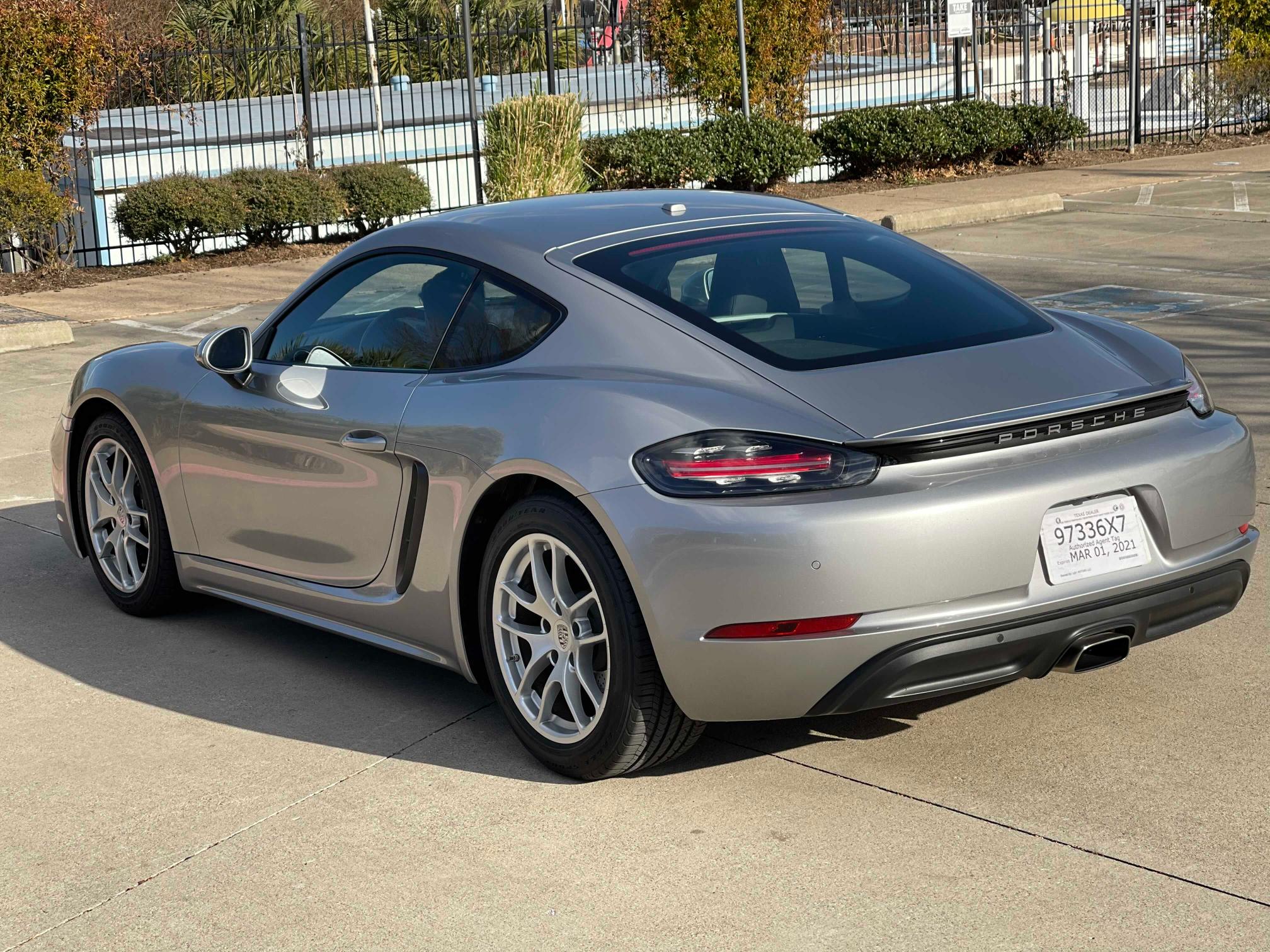 2018 PORSCHE CAYMAN WP0AA2A82JK260276
