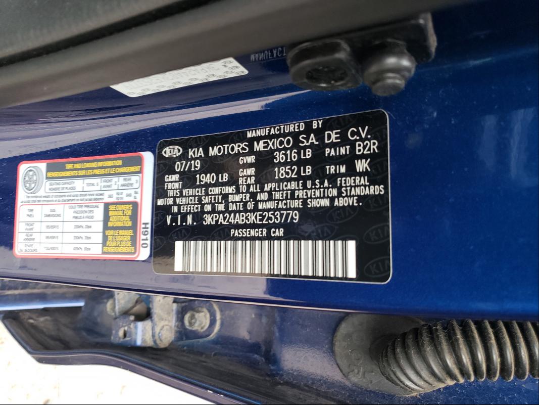 3KPA24AB3KE253779 KIA RIO S