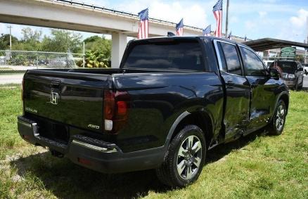 2018 HONDA RIDGELINE 5FPYK3F68JB003958