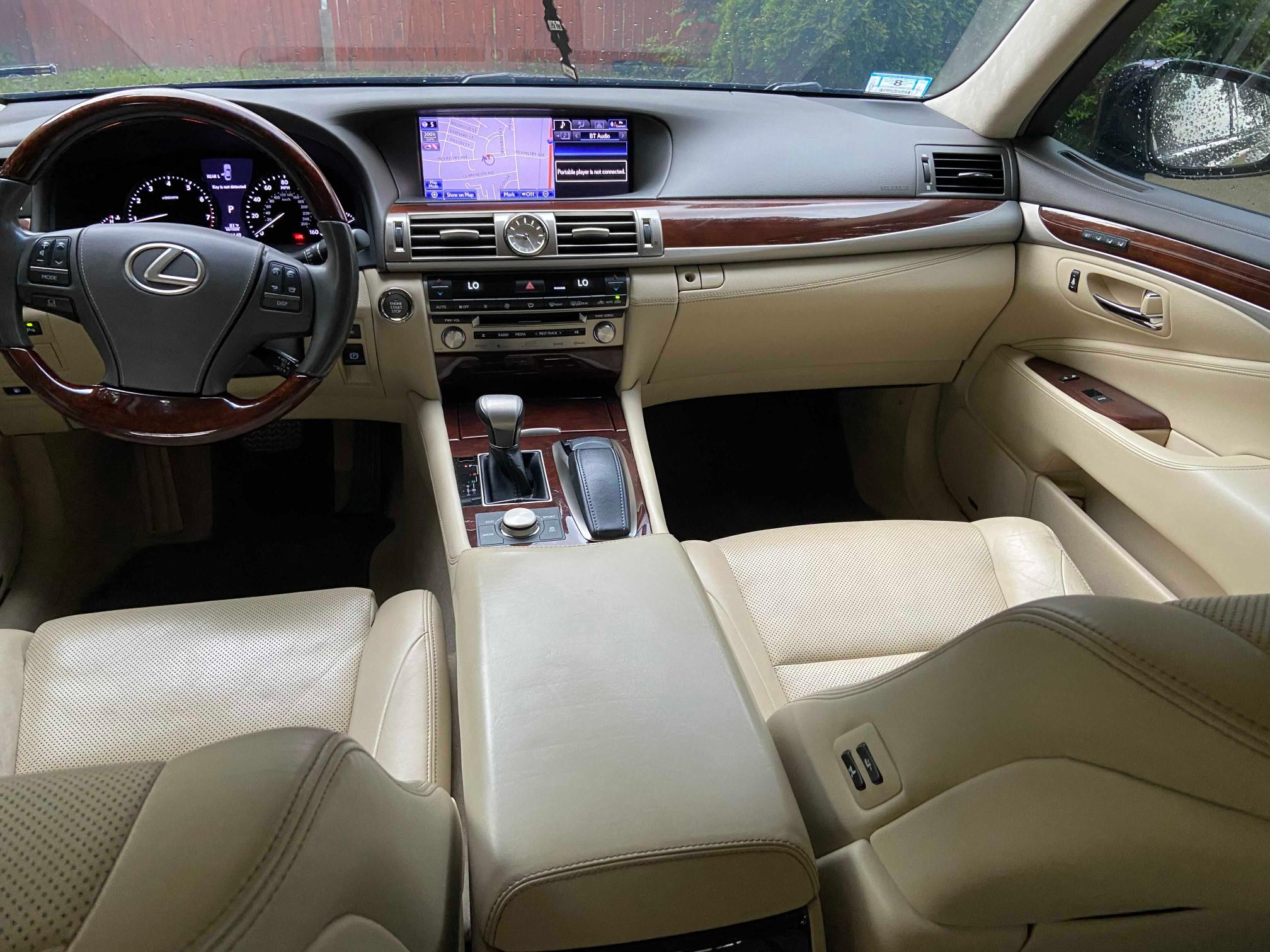 2013 LEXUS LS 460L JTHDL5EF3D5005154
