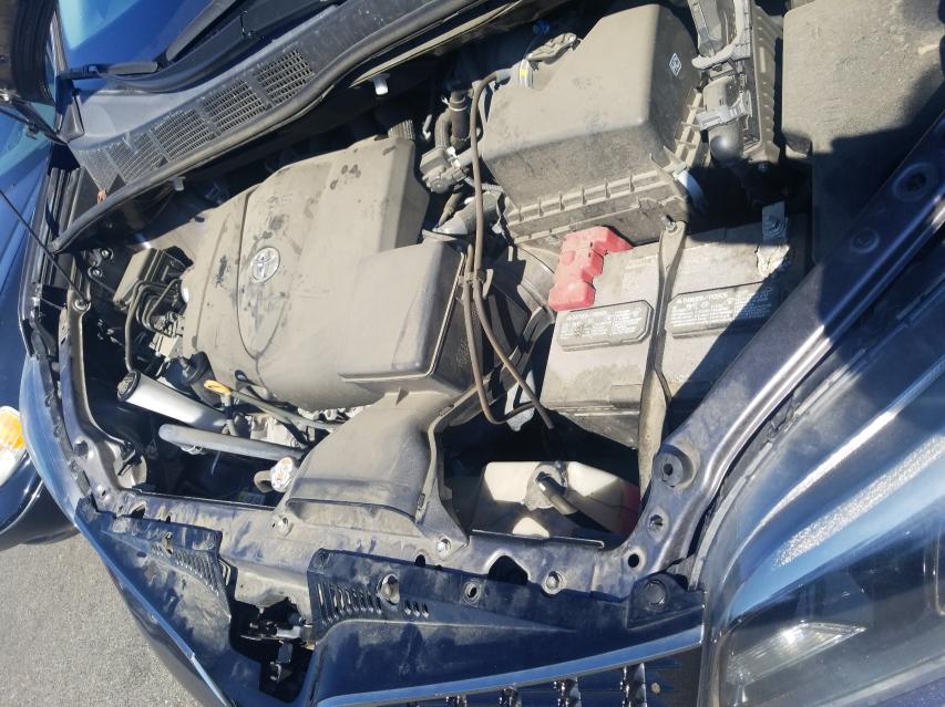 2019 TOYOTA SIENNA SE 5TDXZ3DC5KS987561